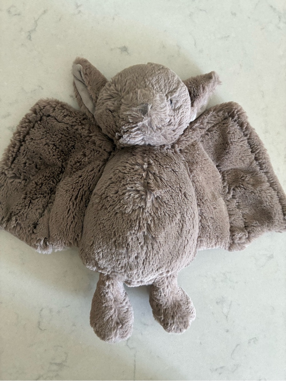 The cutest jellycat bashful bat 🤎